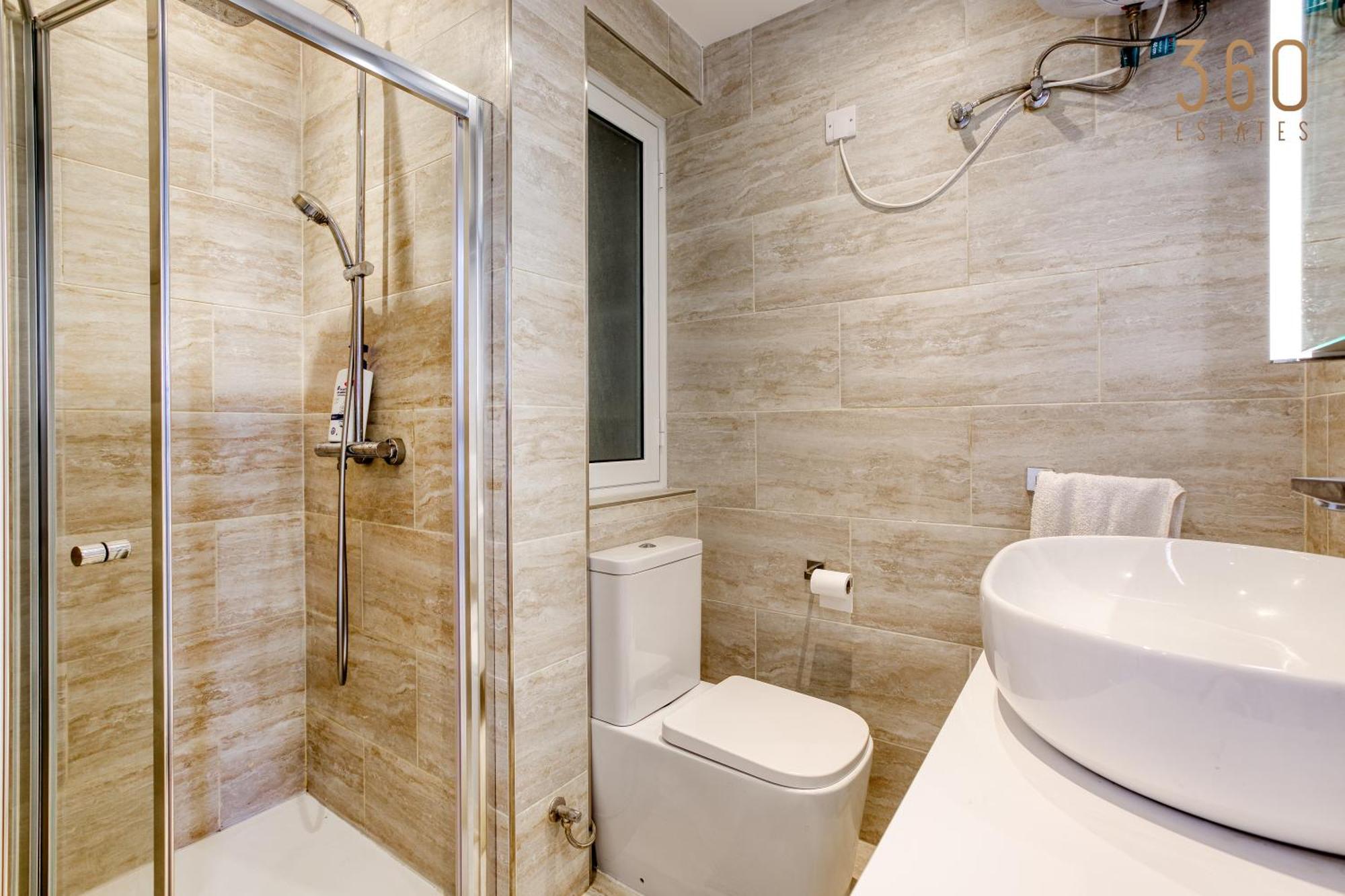 Designer 2Br Home With Stunning Views In St Pauls By 360 Estates Сент-Полс-Бей Экстерьер фото